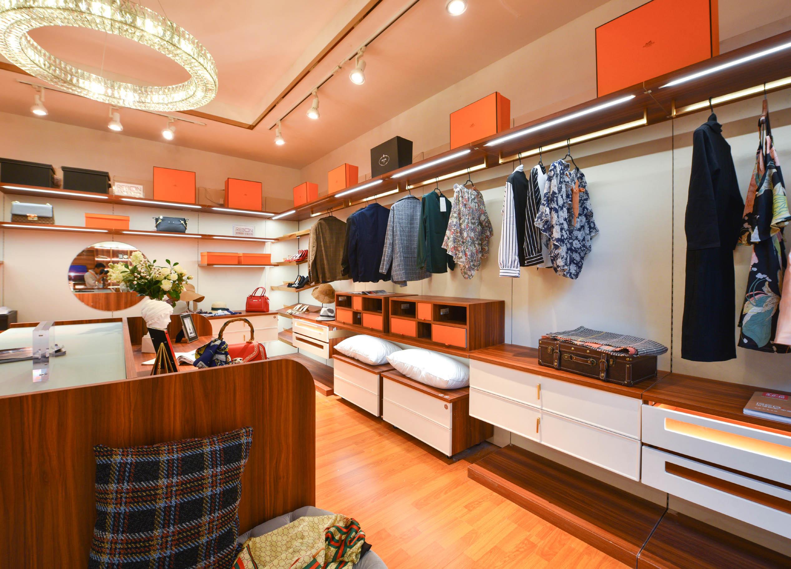 modern vogue bedroom closet organization